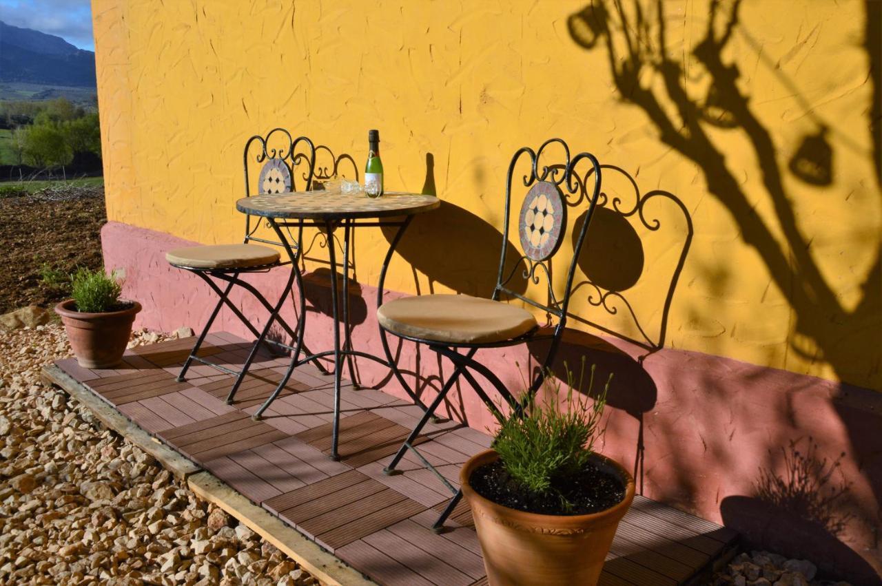 Bed and Breakfast Cortijo Petra Villanueva del Rosario Экстерьер фото