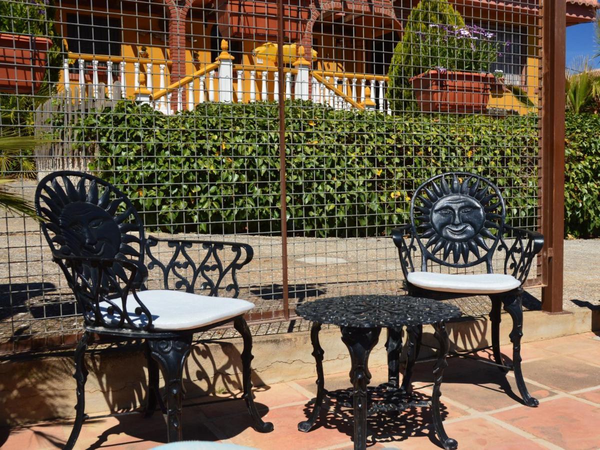 Bed and Breakfast Cortijo Petra Villanueva del Rosario Экстерьер фото