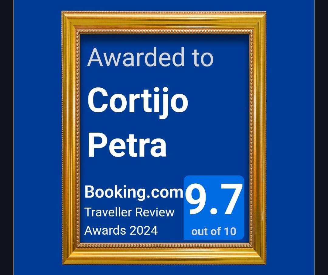 Bed and Breakfast Cortijo Petra Villanueva del Rosario Экстерьер фото