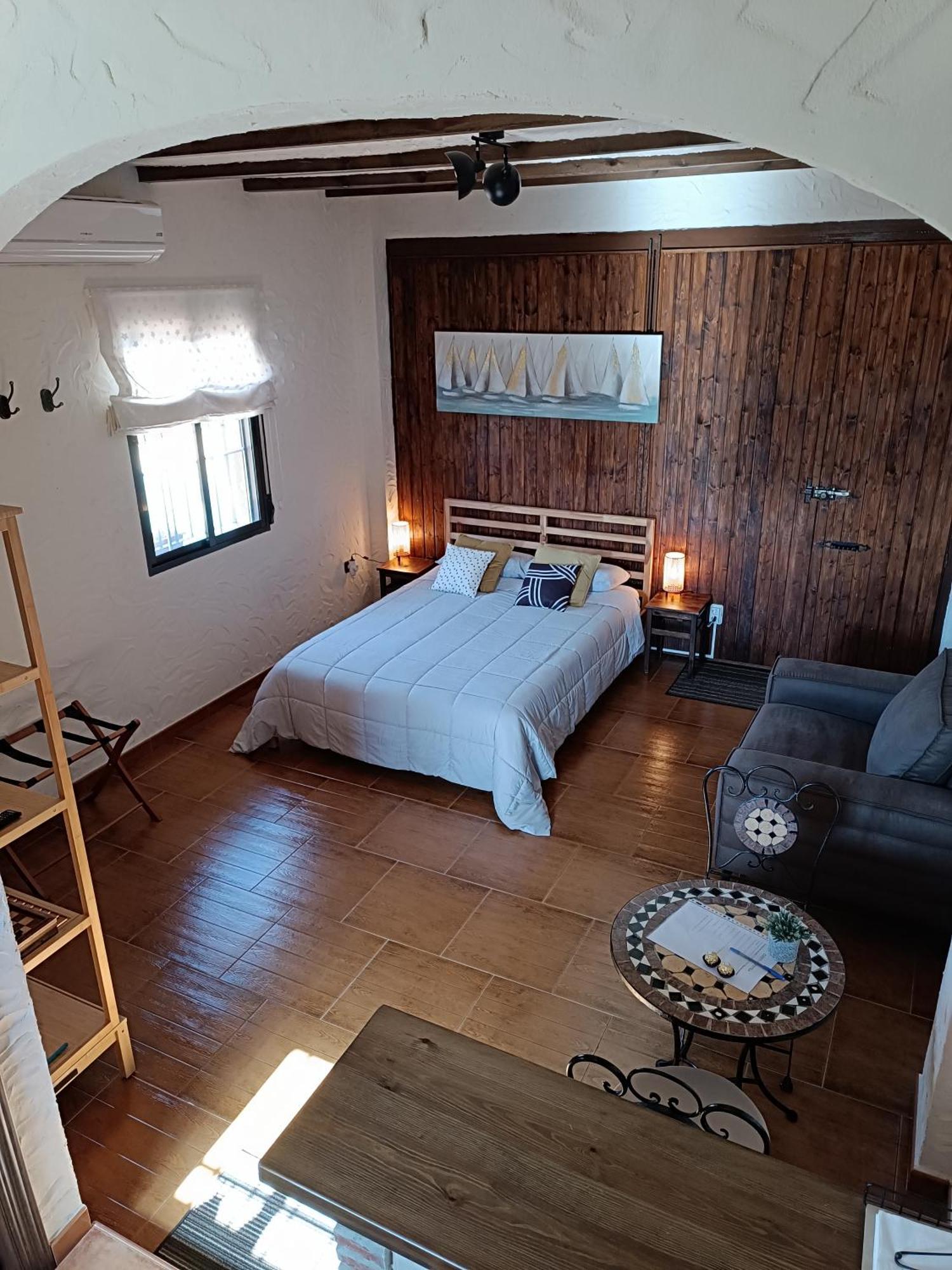 Bed and Breakfast Cortijo Petra Villanueva del Rosario Экстерьер фото